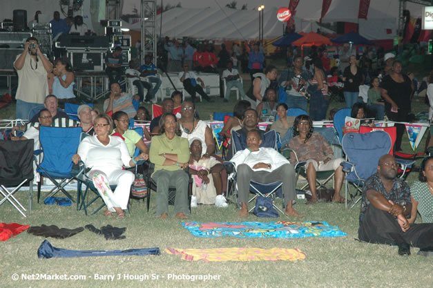 Venue & Audience - Air Jamaica Jazz & Blues Festival 2007 - The Art of Music -  Thursday, January 25th - 10th Anniversary - Air Jamaica Jazz & Blues Festival 2007 - The Art of Music - Tuesday, January 23 - Saturday, January 27, 2007, The Aqueduct on Rose Hall, Montego Bay, Jamaica - Negril Travel Guide, Negril Jamaica WI - http://www.negriltravelguide.com - info@negriltravelguide.com...!