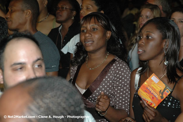 Venue & Audience - Air Jamaica Jazz & Blues Festival 2007 - The Art of Music -  Thursday, January 25th - 10th Anniversary - Air Jamaica Jazz & Blues Festival 2007 - The Art of Music - Tuesday, January 23 - Saturday, January 27, 2007, The Aqueduct on Rose Hall, Montego Bay, Jamaica - Negril Travel Guide, Negril Jamaica WI - http://www.negriltravelguide.com - info@negriltravelguide.com...!