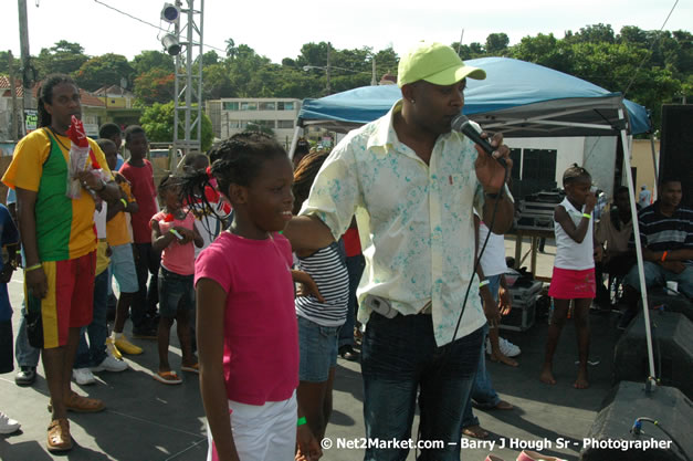 Cross De Harbour @ Lucea Car Park presented by Linkz Entertainment in association with Lucea Chamber of Commerce - Featuring Freddy Mc Gregor, Iley Dread, Mr. Vegas, Lt. Elmo, Champagne, Merital, CC, Brillant, TQ, Mad Dog, Chumps - Lucea, Hanover, Jamaica - Negril Travel Guide.com, Negril Jamaica WI - http://www.negriltravelguide.com - info@negriltravelguide.com...!