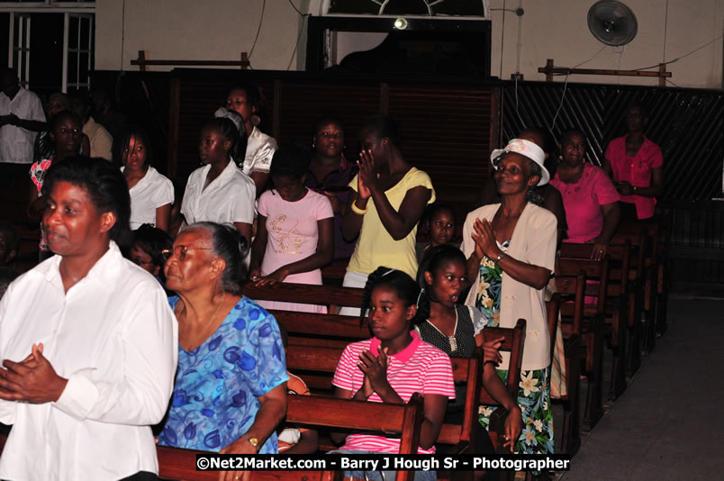 Lucea United Church - Unitied Church in Jamaica and Cayman Islands - Worship Service & Celebration of the Sacrament of Holy Communion - Special Guests: Hanover Homecoming Foundation & His excellency The Most Honourable Professor Sir Kenneth Hall Governor General of Jamaica - Sunday, August 3, 2008 - Hanover Homecoming Foundation LTD Jamaica - Wherever you roam ... Hanover bids you ... come HOME - Sunday, August 3 to Saturday, August 9, 2008 - Hanover Jamaica - Photographs by Net2Market.com - Barry J. Hough Sr. Photojournalist/Photograper - Photographs taken with a Nikon D300 - Negril Travel Guide, Negril Jamaica WI - http://www.negriltravelguide.com - info@negriltravelguide.com...!