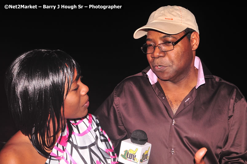 Minister of Tourism, Edmund Bartlett @ Jamaica Jazz and Blues Festival 2009 - Presented by Air Jamaica - Friday, January 23, 2009 - Venue at the Aqueduct on Rose Hall Resort &amp; Country Club, Montego Bay, Jamaica - Thursday, January 22 - Saturday, January 24, 2009 - Photographs by Net2Market.com - Barry J. Hough Sr, Photographer/Photojournalist - Negril Travel Guide, Negril Jamaica WI - http://www.negriltravelguide.com - info@negriltravelguide.com...!