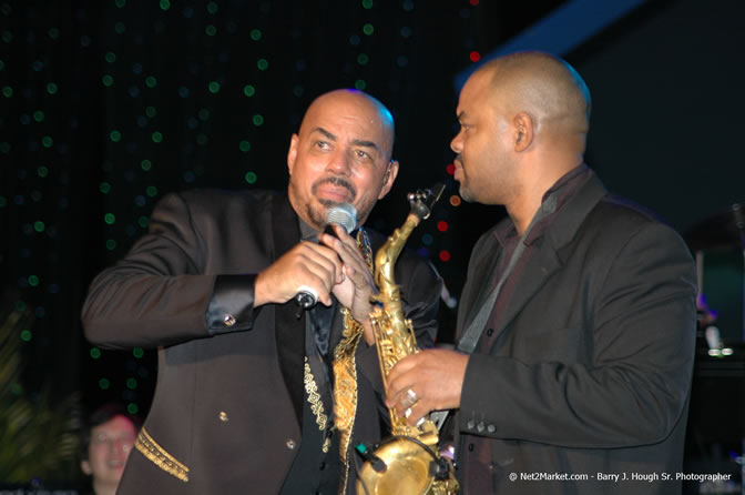 James Ingram - Air Jamaica Jazz & Blues Festival 2006 - The Art of Music - Cinnamon Hill Golf Club - Rosehall Resort & Country Club, Montego Bay, Jamaica W.I. - Thursday, Saturday 28, 2006 - Negril Travel Guide, Negril Jamaica WI - http://www.negriltravelguide.com - info@negriltravelguide.com...!