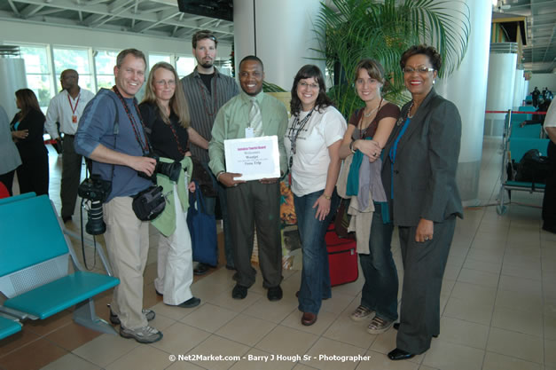 MBJ Airports Limited Welcomes WestJet Airlines - Inaugural Scheduled Service From Toronto Pearsons International Airport - Monday, December 10, 2007 - Sangster International Airport - MBJ Airports Limited, Montego Bay, Jamaica W.I. - Photographs by Net2Market.com - Barry J. Hough Sr, Photographer - Negril Travel Guide, Negril Jamaica WI - http://www.negriltravelguide.com - info@negriltravelguide.com...!