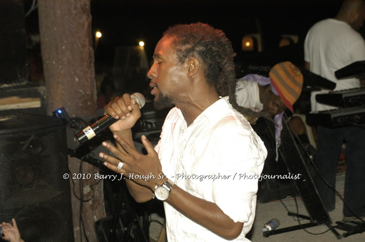 JAH Cure - Live In Concert @ Negril Escape Resort and Spa, December 15, 2009, One Love Drive, West End, Negril, Westmoreland, Jamaica W.I. - Photographs by Net2Market.com - Barry J. Hough Sr, Photographer/Photojournalist - Negril Travel Guide, Negril Jamaica WI - http://www.negriltravelguide.com - info@negriltravelguide.com...!