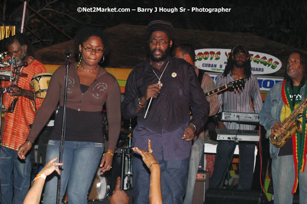 Tarrus Riley, Jimmy Riley, and Dwayne Stephensen - Money Cologne Promotions in association with "British Link Up" presents Summer Jam featuring She's Royal Tarrus Riley & Jimmy Riley - Plus Ras Slick, Sham Dawg, and Whiskey Bagio @ Roots Bamboo, Norman Manley Boulevard, Negril, Jamaica W.I. - Backed up Dean Fraser & The Hurricanne Band - MC Barry G and Rev. BB - July 25, 2007 - Negril Travel Guide.com, Negril Jamaica WI - http://www.negriltravelguide.com - info@negriltravelguide.com...!